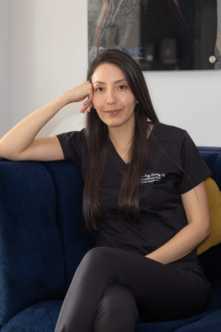 Dra. Betsy Bermúdez, especialista en rehabilitación oral de ProClinic UIO, Sede Sur, Quito